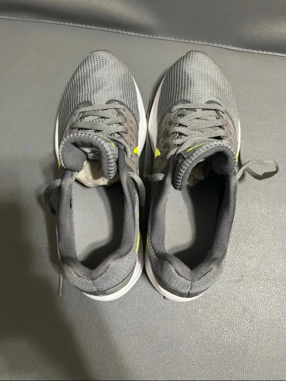 Nike Downshifter men’s 8